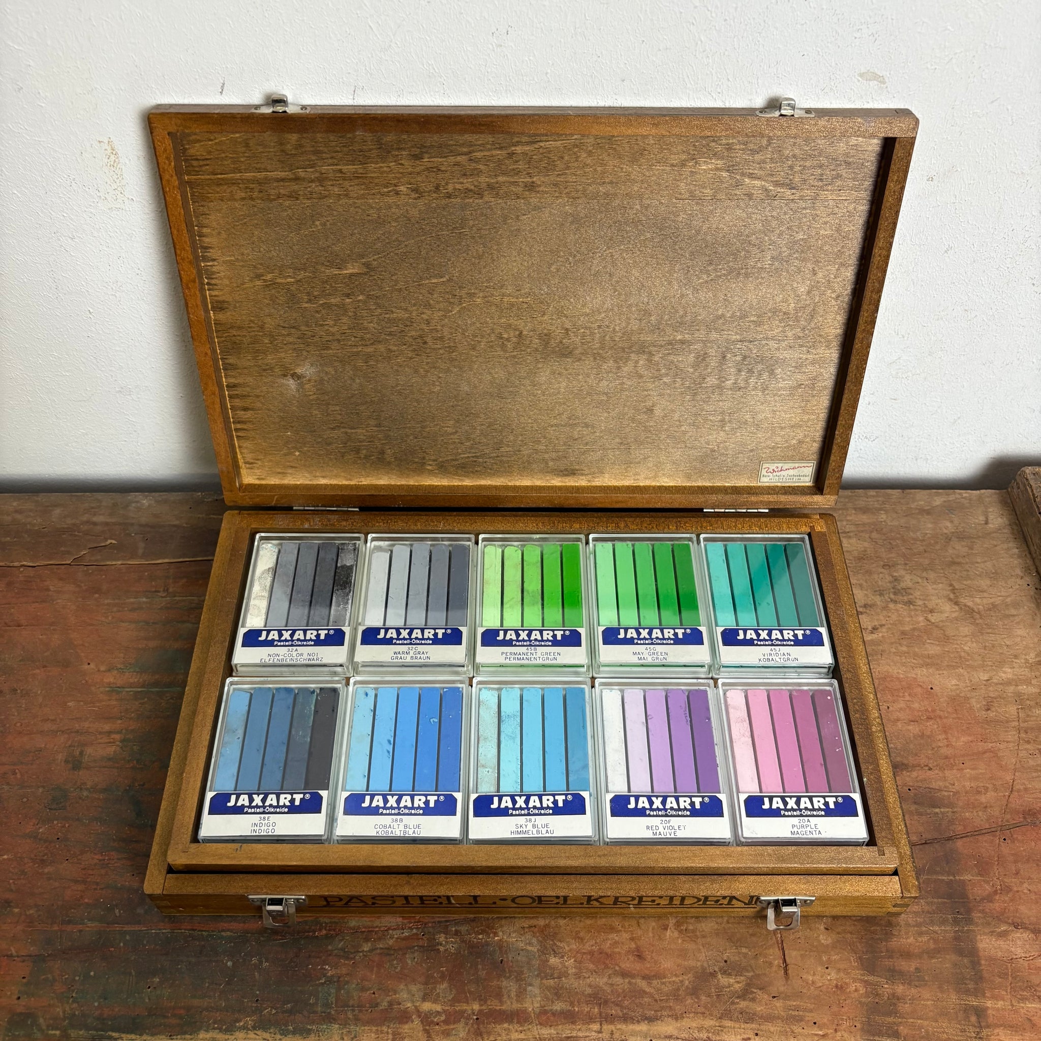 Ölkreide von Jaxart im Holzkoffer