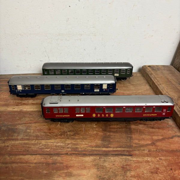 3 Fleischmann Personenwagen Spur H0