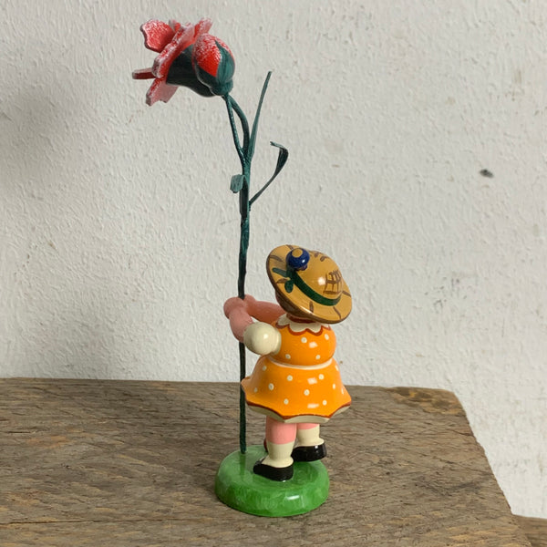 Blumenkind Mädchen mit Nelke von Hubrig