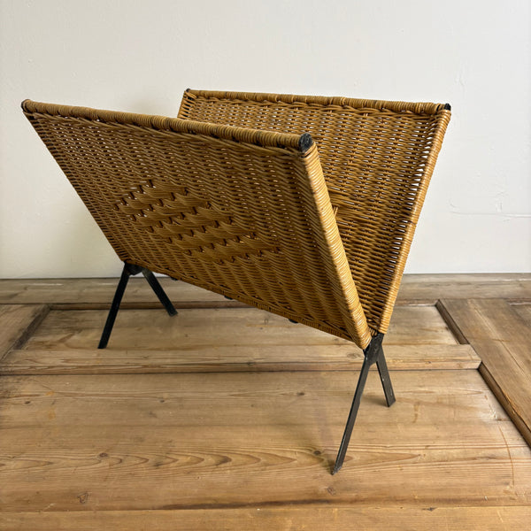 Vintage Zeitschriftenständer aus Rattan und Metall