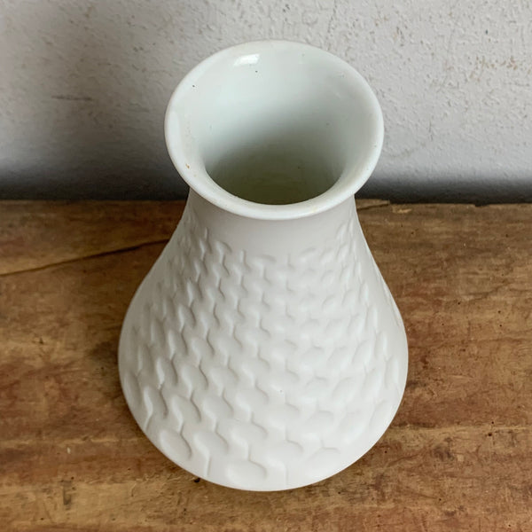 Vintage Biskuit Porzellan Vase von AK Kaiser