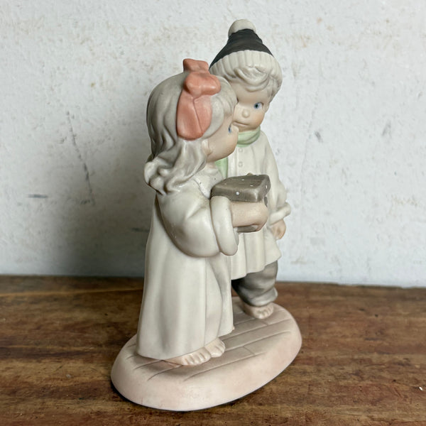Vintage Figur Love Is The Greatest Gift Of All