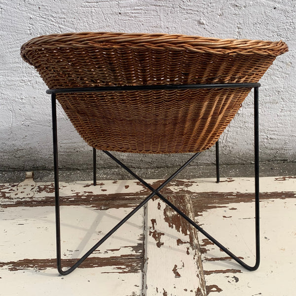 Vintage Rattan Korbsessel Wicker Chair mit Hairpin Beinen