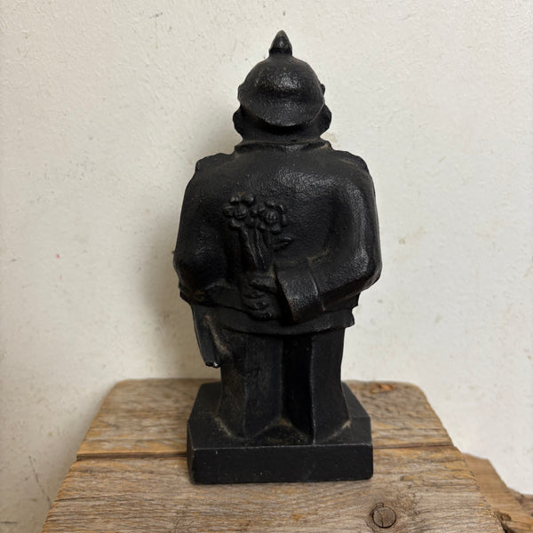 Vintage Figur Schutzmann mit Pickelhaube Gußeisen IPA Mettmann Düsseldorf