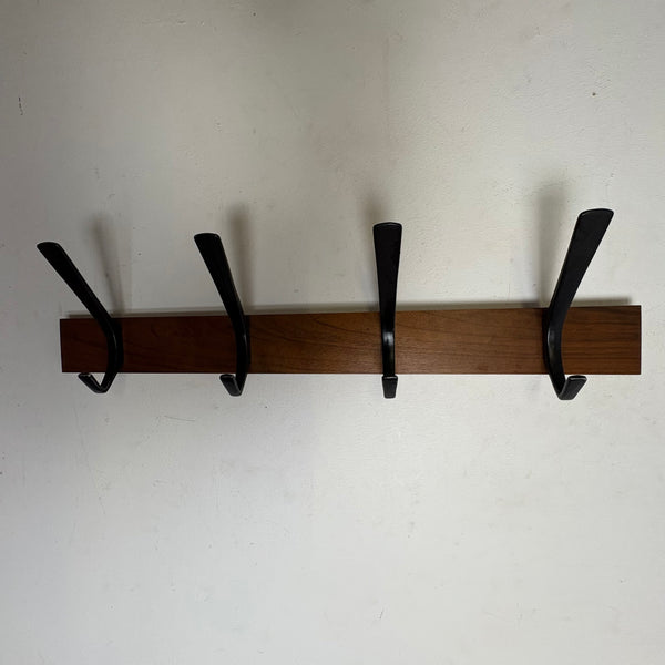 Skandinavische Mid Century Garderobe aus Teakholz