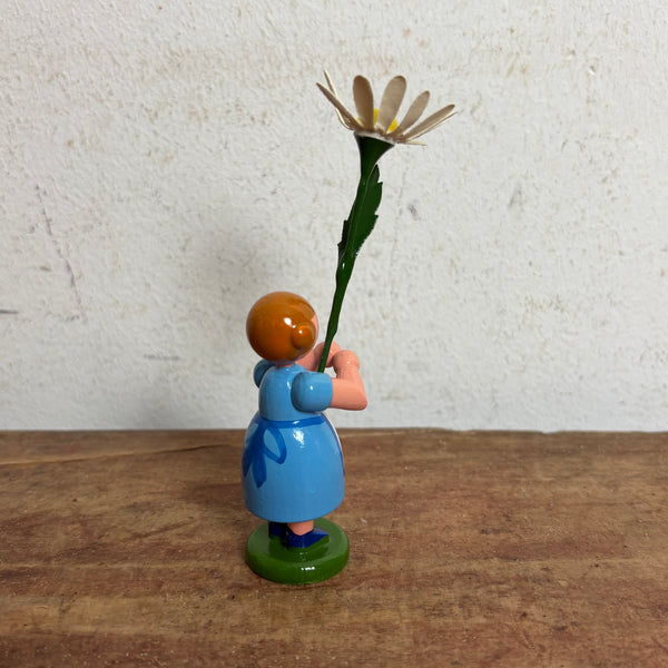 Blumenkind Mädchen mit lila  Blume von Weha