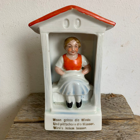 Vintage Porzellanfigur Behälter Frau auf Toilette