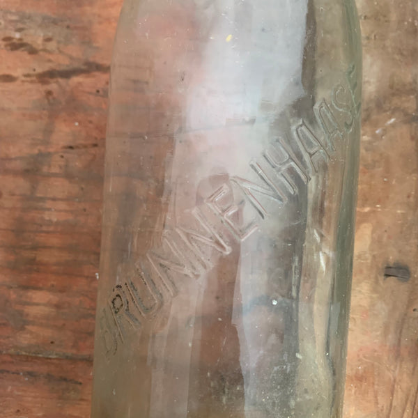 Alte Flasche mit Bügelverschluss von Brunnenhaase