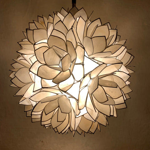 Vintage Lotus Kugel Hängelampe aus Capiz Muscheln von Verner Panton