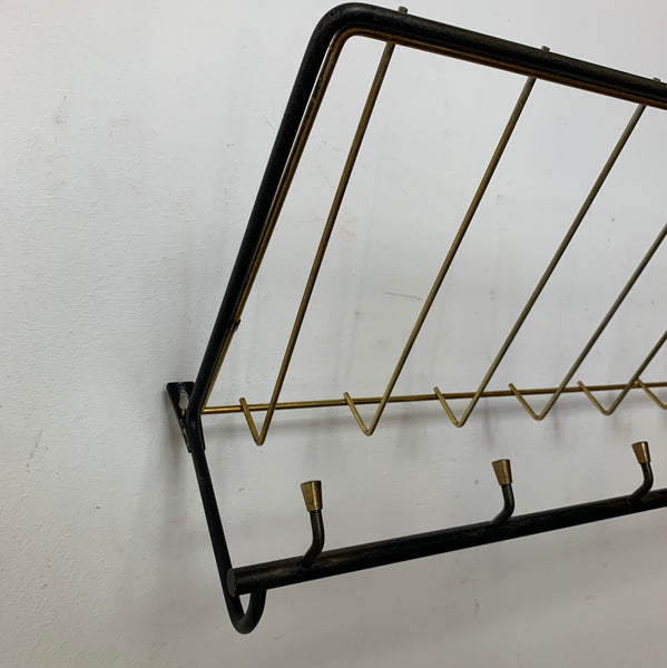 Mid Century Garderobe Hutablage