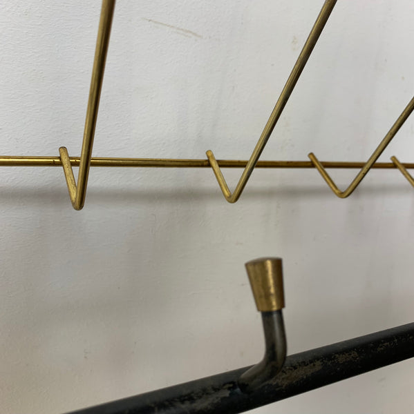 Mid Century Garderobe Hutablage