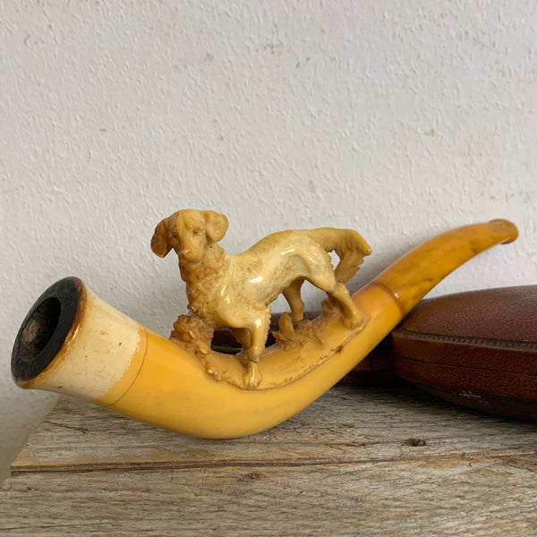 Antike Meerschaumpfeife mit Hund