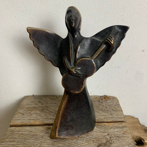 Skulptur Engel mit Gitarre aus Bronze