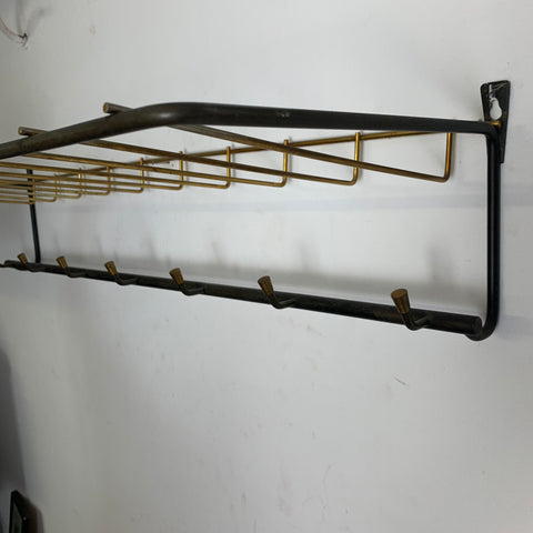Mid Century Garderobe Hutablage