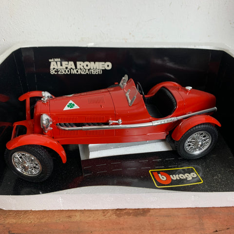 Alfa Romeo 8c 2300 Monza von Burago