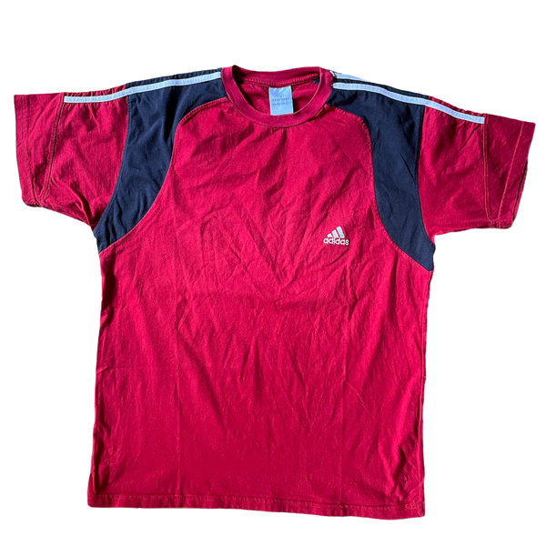 Adidas Vintage T-Shirt in rot