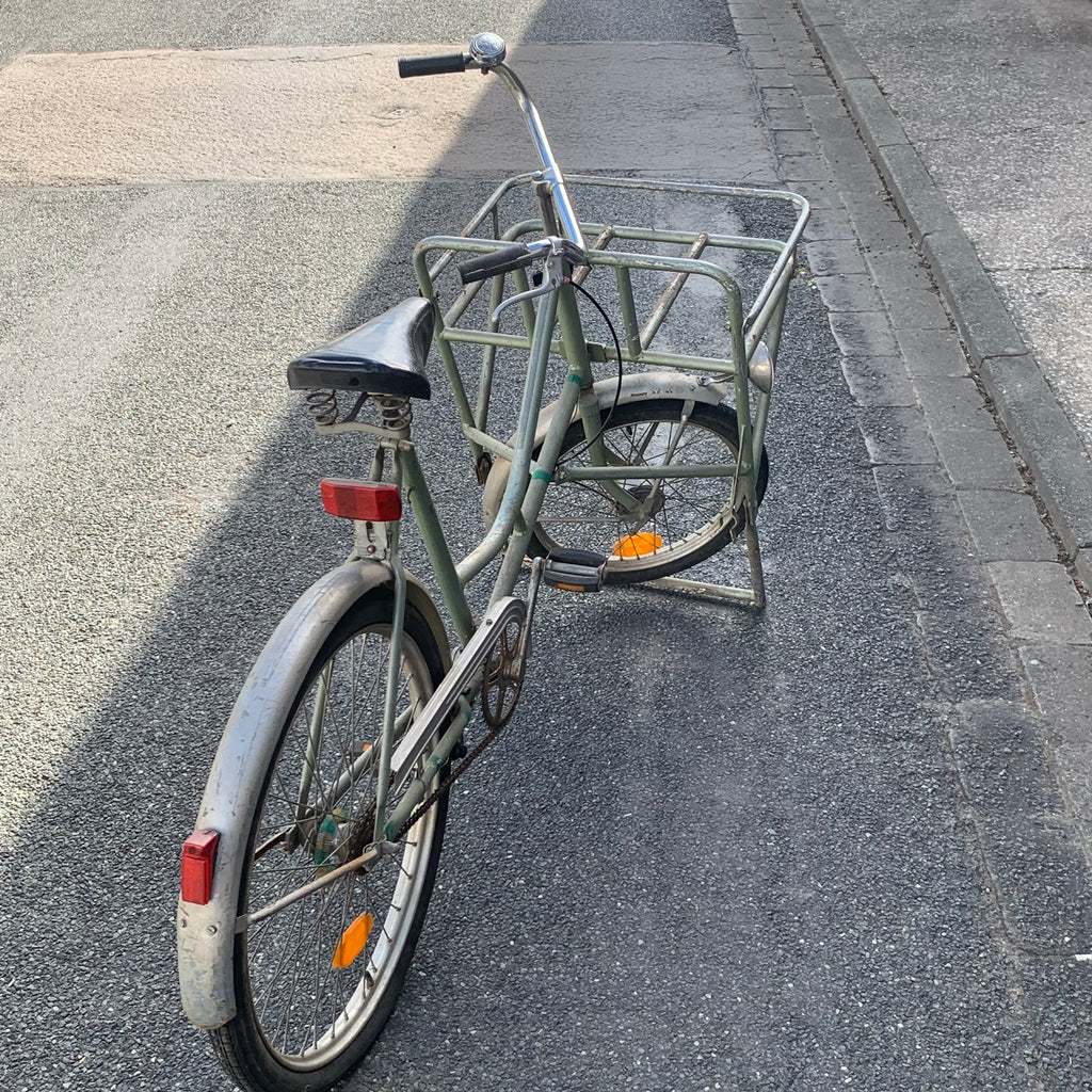 altes lastenfahrrad Vintage Lastenfahrrad – Trödelfuchs Vintage Shop