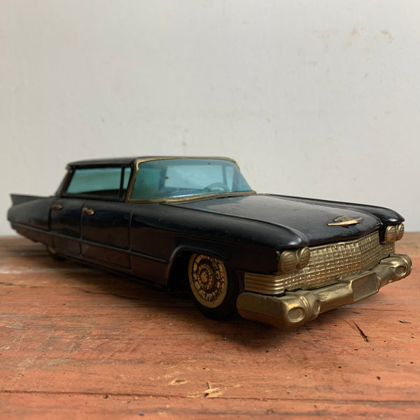 Vintage Cadillac von Bandai