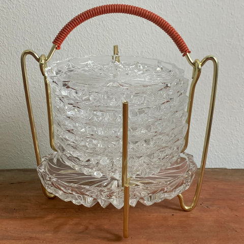 Mid Century Glas Untersetzer aus Bleikristall  im Drahtgestell