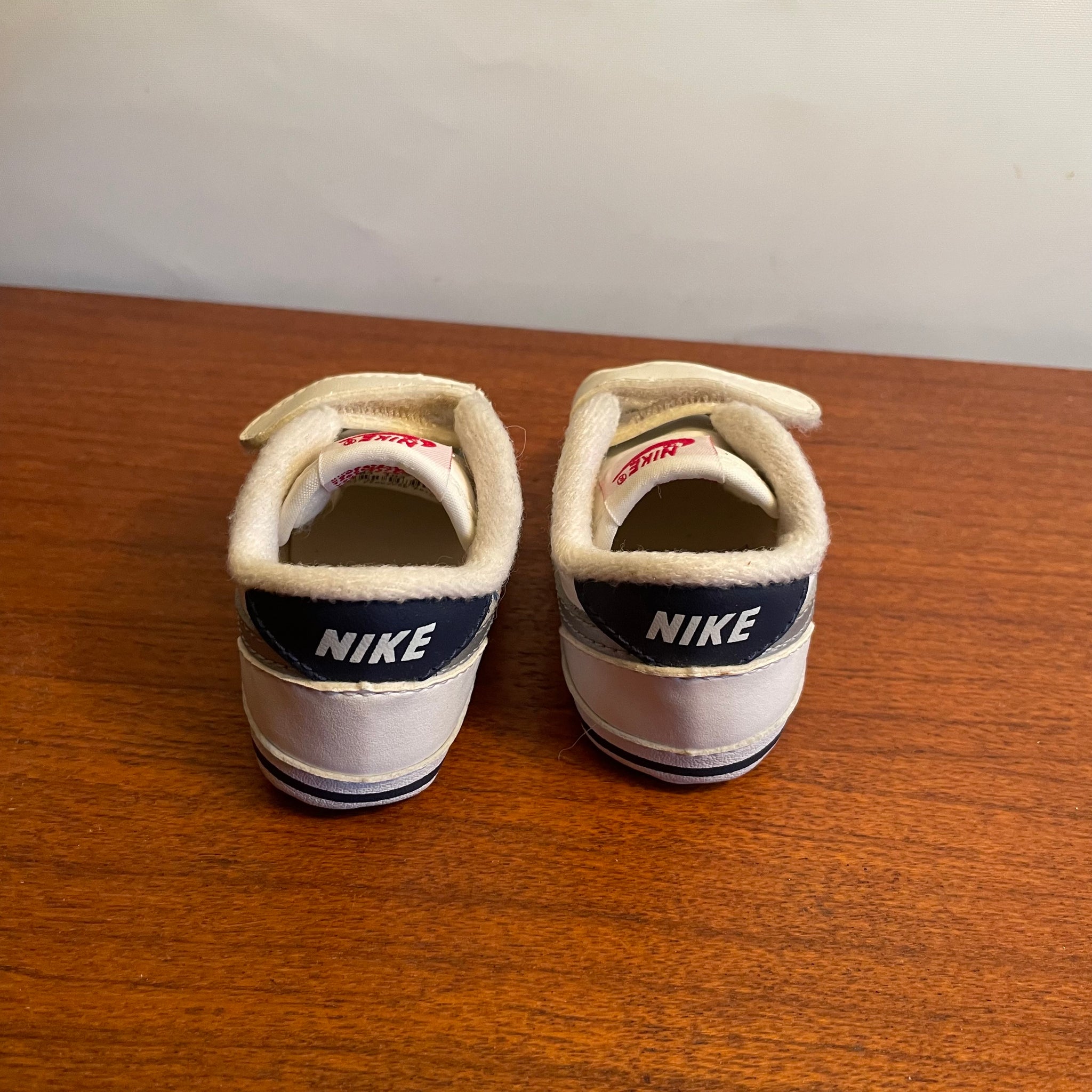 vintage nike baby shoes