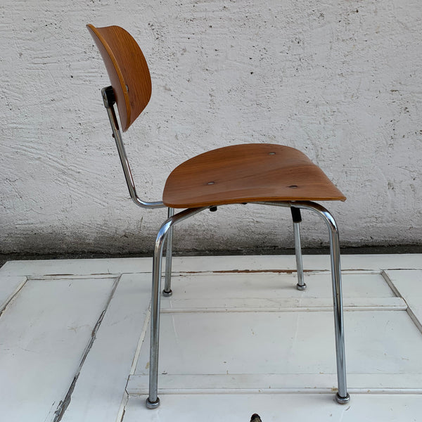 Design Stuhl SE68 von Egon Eiermann für Wilde und Spieth