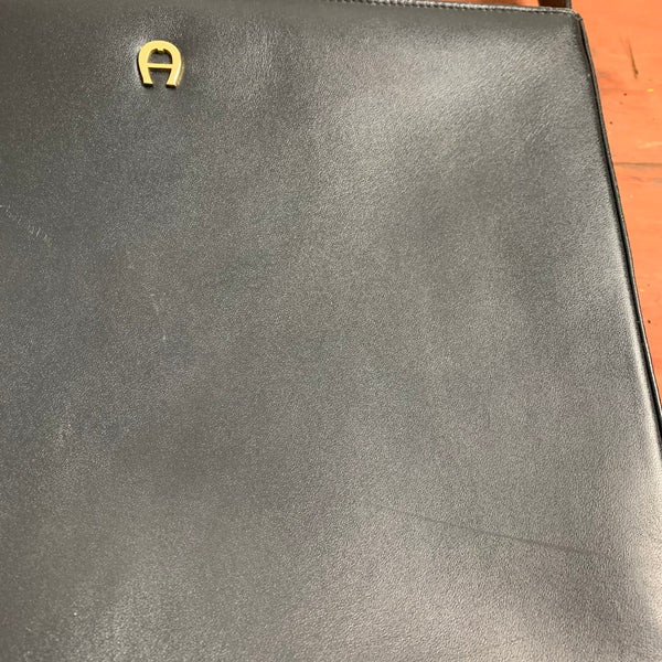 Vintage Damen Handtasche von Aigner in schwarz