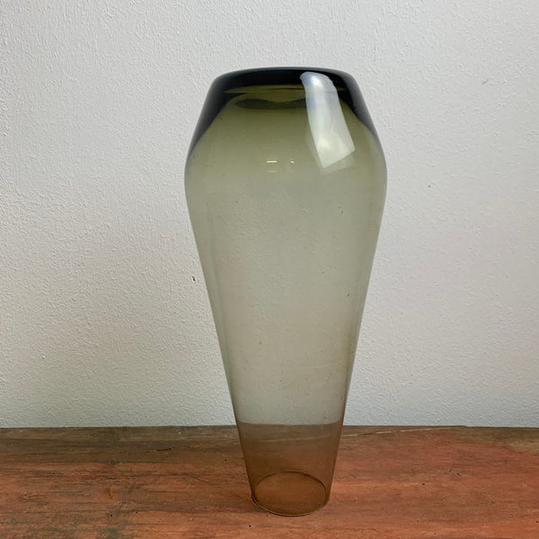 Vintage Turmalin Vase von Wilhelm Wagenfeld für WMF