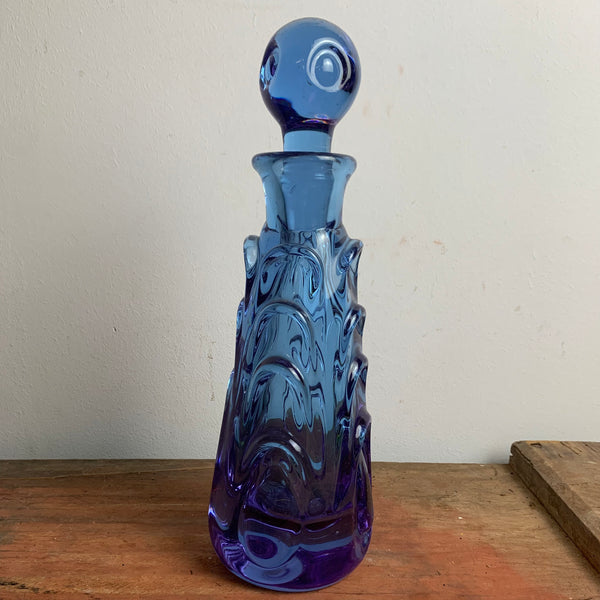 Vintage Karaffe aus Glas lila - blau