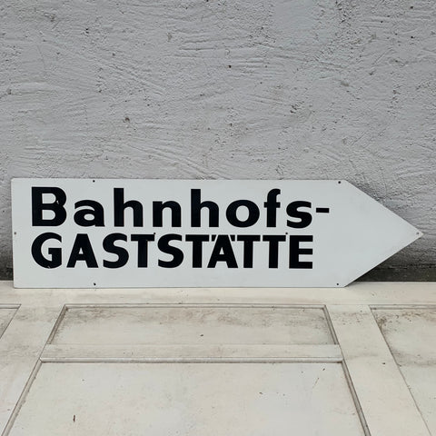 Schild Bahnhofsgaststätte