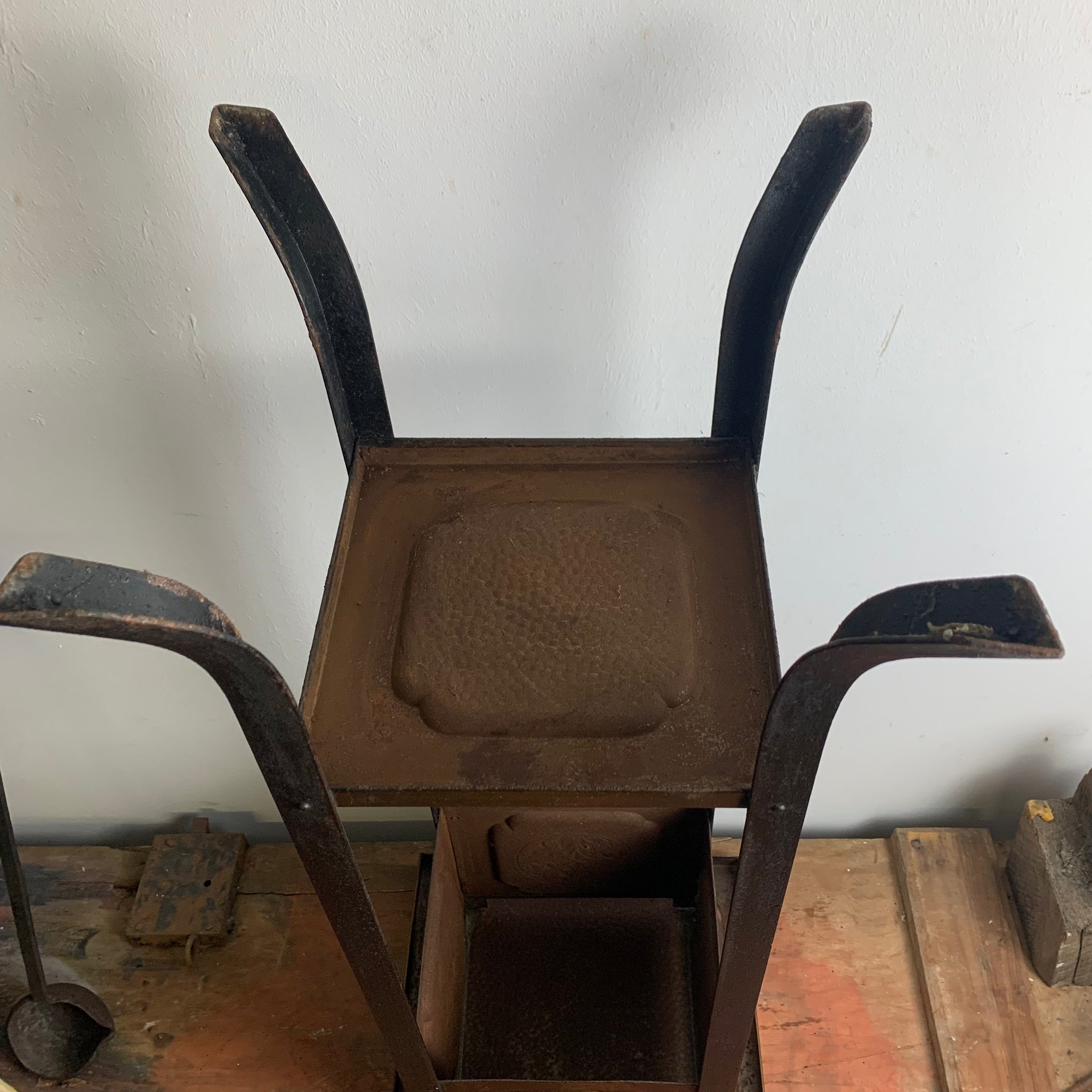 Art Deco Blumenständer – Trödelfuchs Vintage Shop