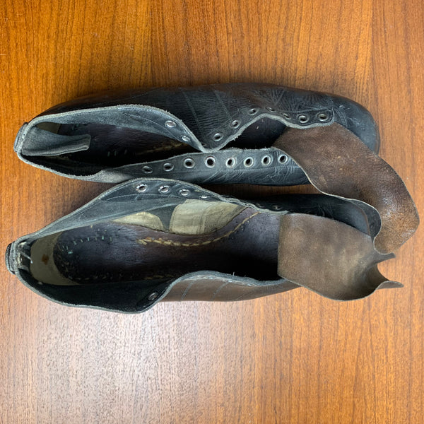 Antike Fußballschuhe 1920