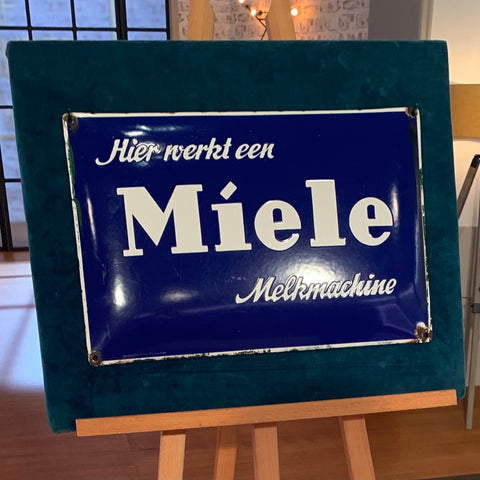 Emaille Schild der Firma Miele 