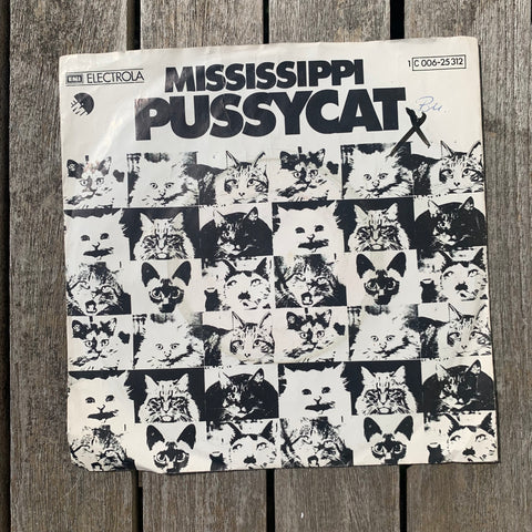 Single Mississippi Pussycat