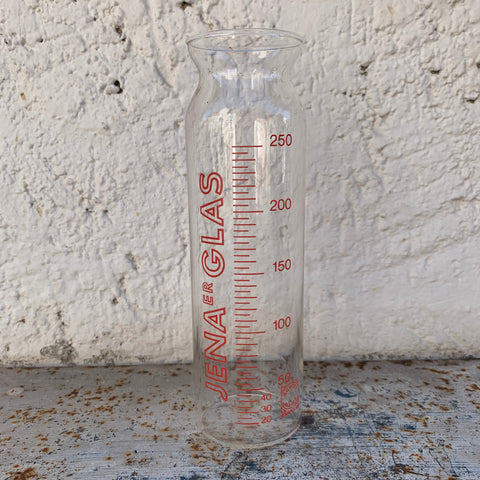 Vintage Babyflasche aus Glas