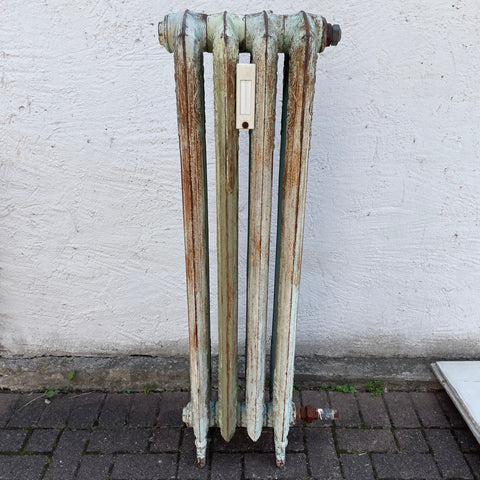 Antiker Jugendstil Heizkörper mit 4 Rippen